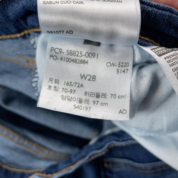 Levis 724 Jeans Womens 28 Blue High Rise Straight Crop Stretch Denim Pants - Picture 10 of 11